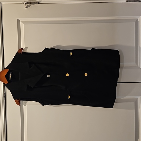 Black pantsuit- 12 tall - Picture 2 of 5